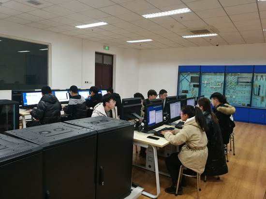 云計算技術與應用賽項校內選拔賽順利舉辦，技術開發與服務能力獲全面檢驗